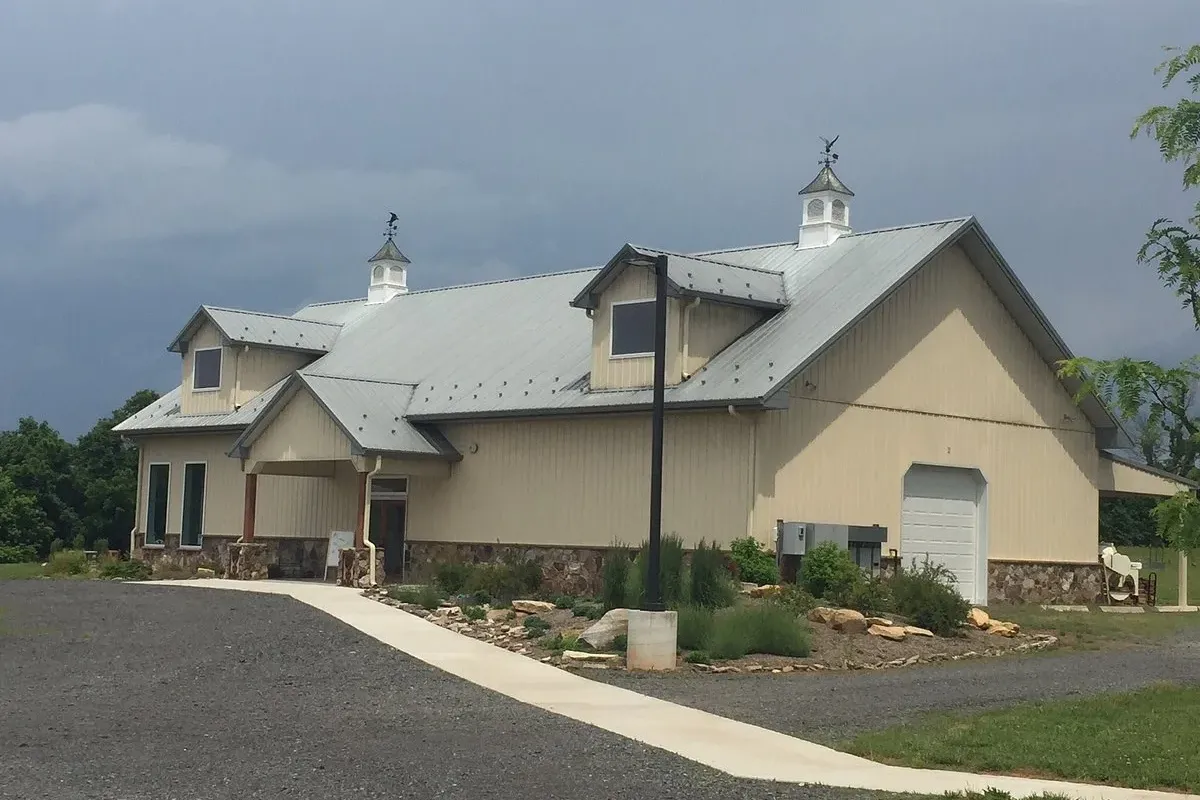 Eagle Tree Vineyards barn-style winery building