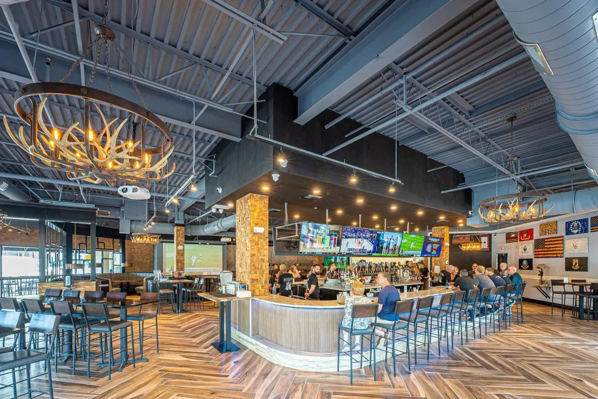 Honor Brewing Company Loudoun taproom and bar