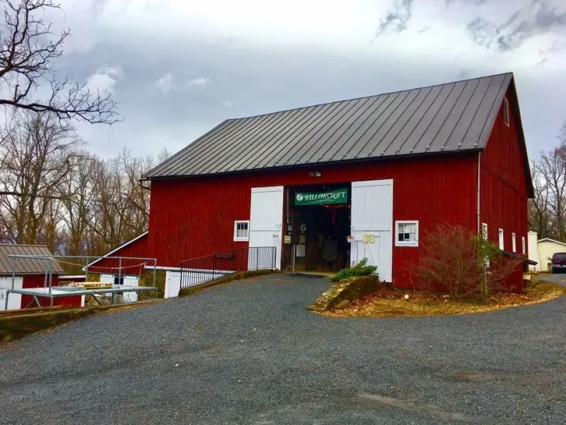 Willowcroft Farm Vineyards red barn tasting room